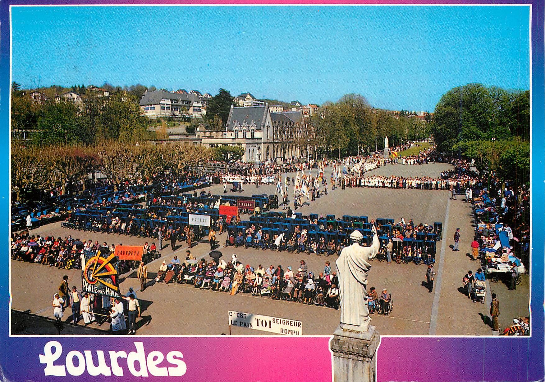 CPM Lourdes Benediction des Malades 