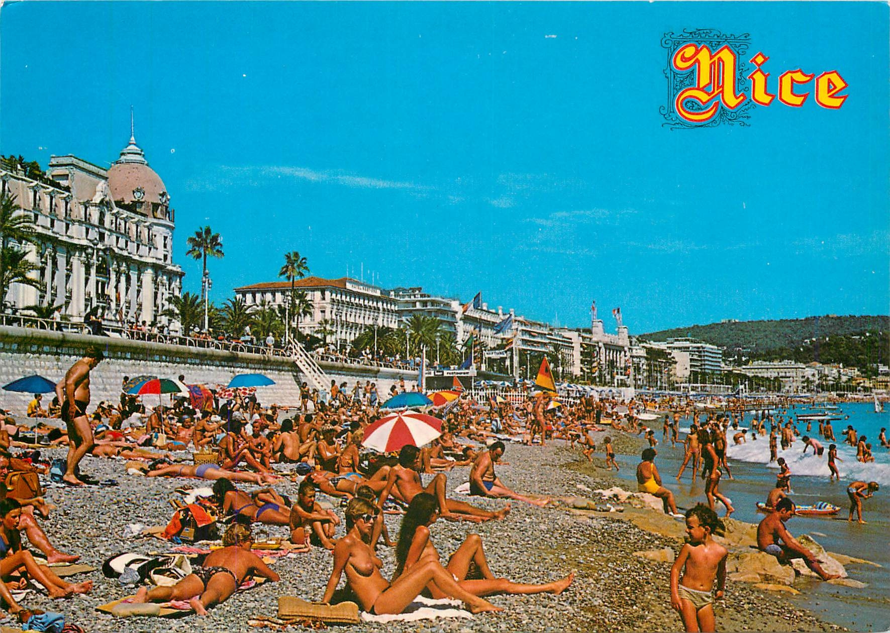 CPM Au soleil de la Cote d'Azur Nice Le Negresco Les plages et la Promenade des Anglais 