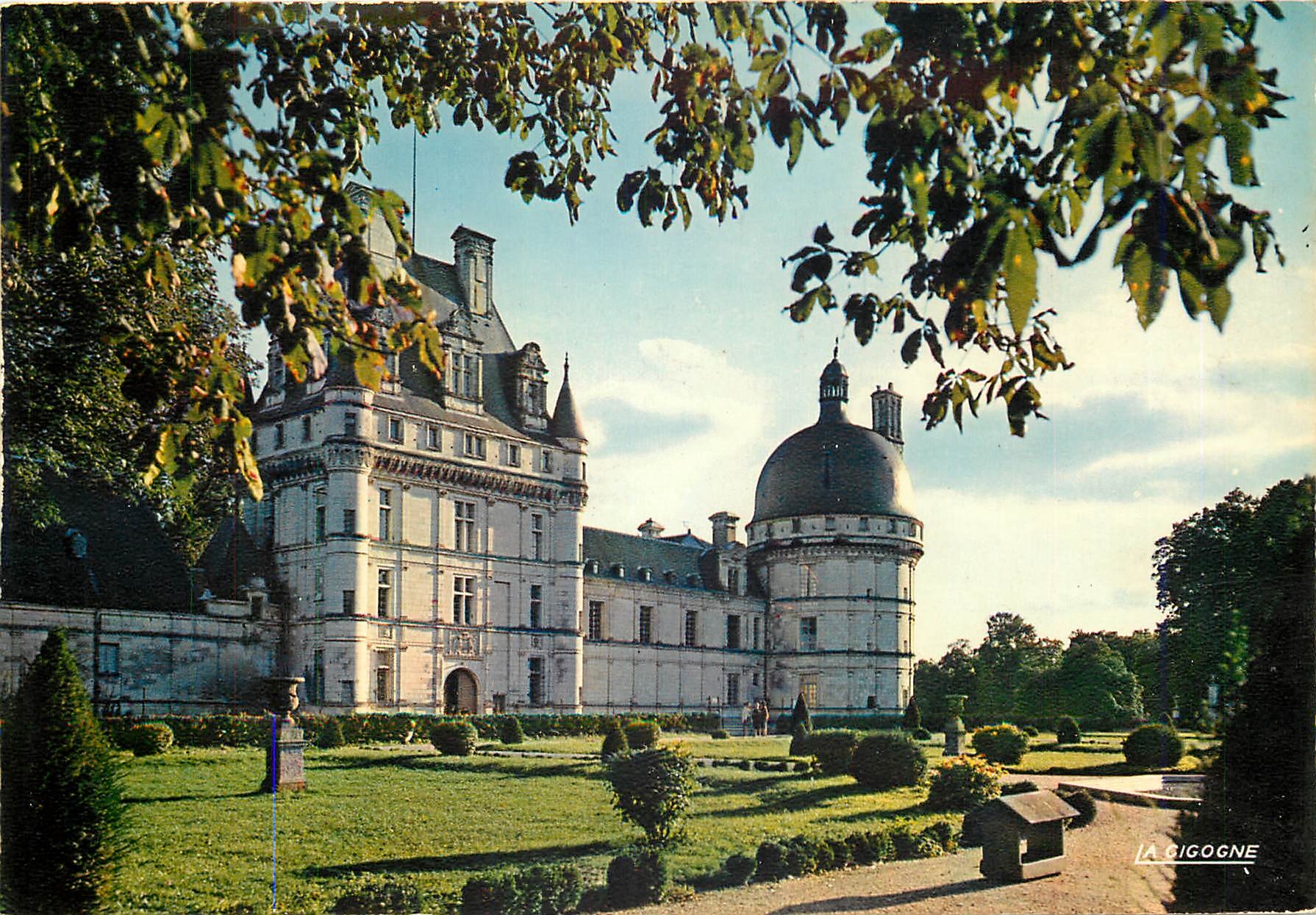 CPM Valencay Indre Le Chateau Le Donjon facade nord 