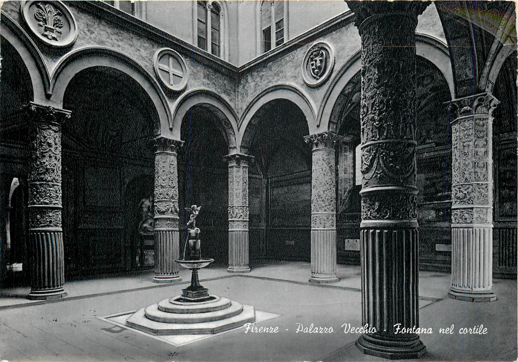CPM Firenze Palazzo Vecchio Fontana nel cortile 
