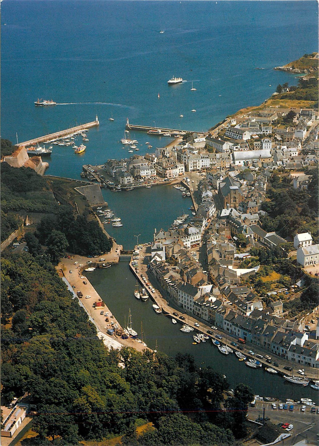 Le Palais (Morbihan) — Le port et son bassin à flot — Éditions JOS, Châteaulin