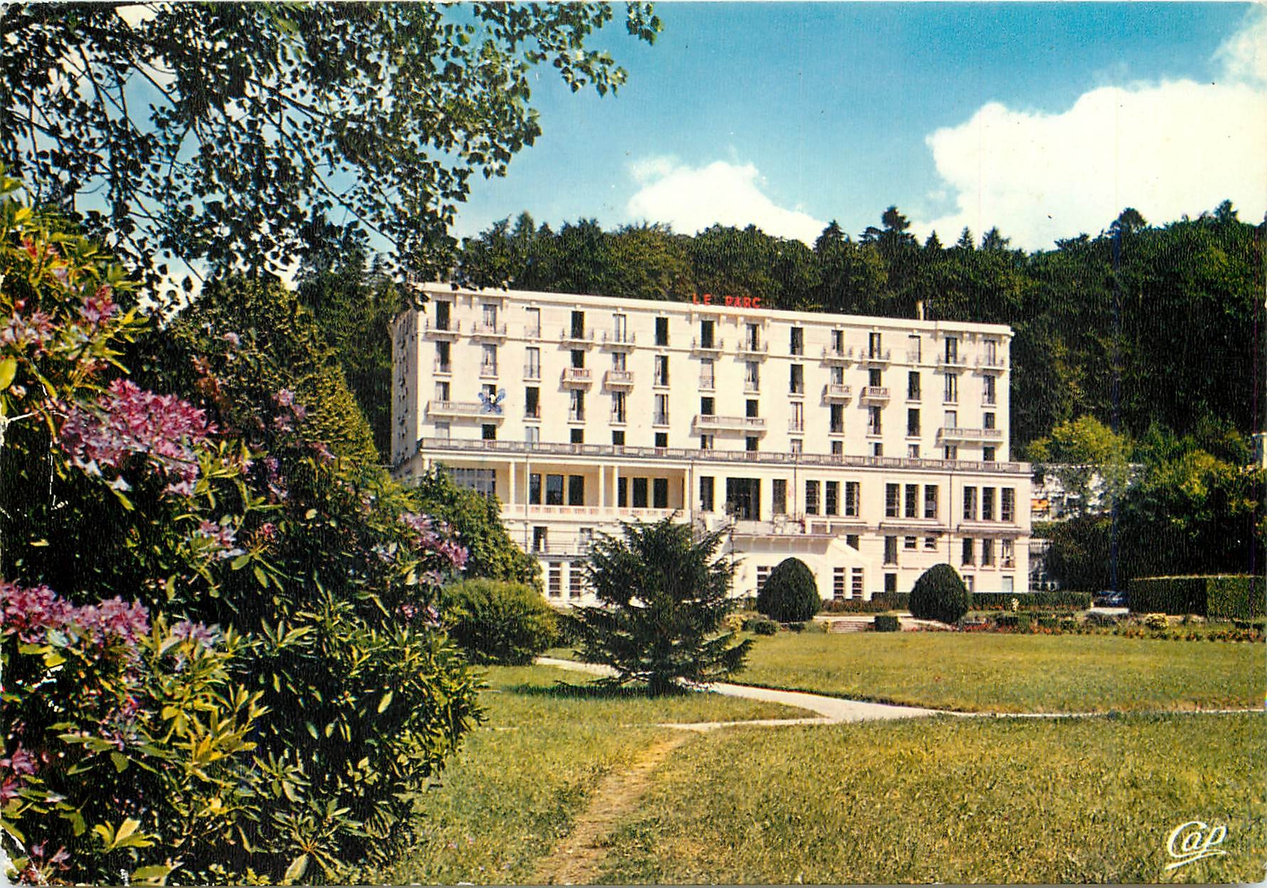 Der Park — Thermalhotel — Tessé-la-Madeleine, Normandie