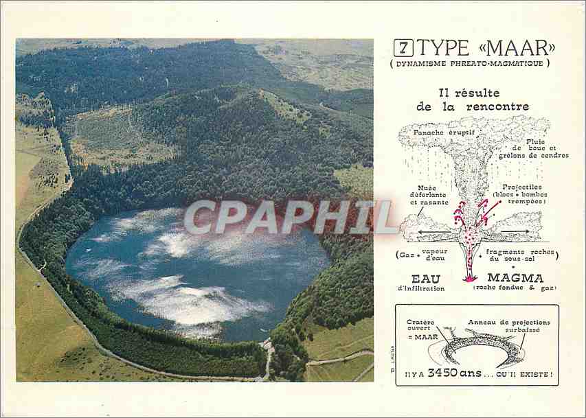 CPA Le Lac Pavin Volcan de type Maar 