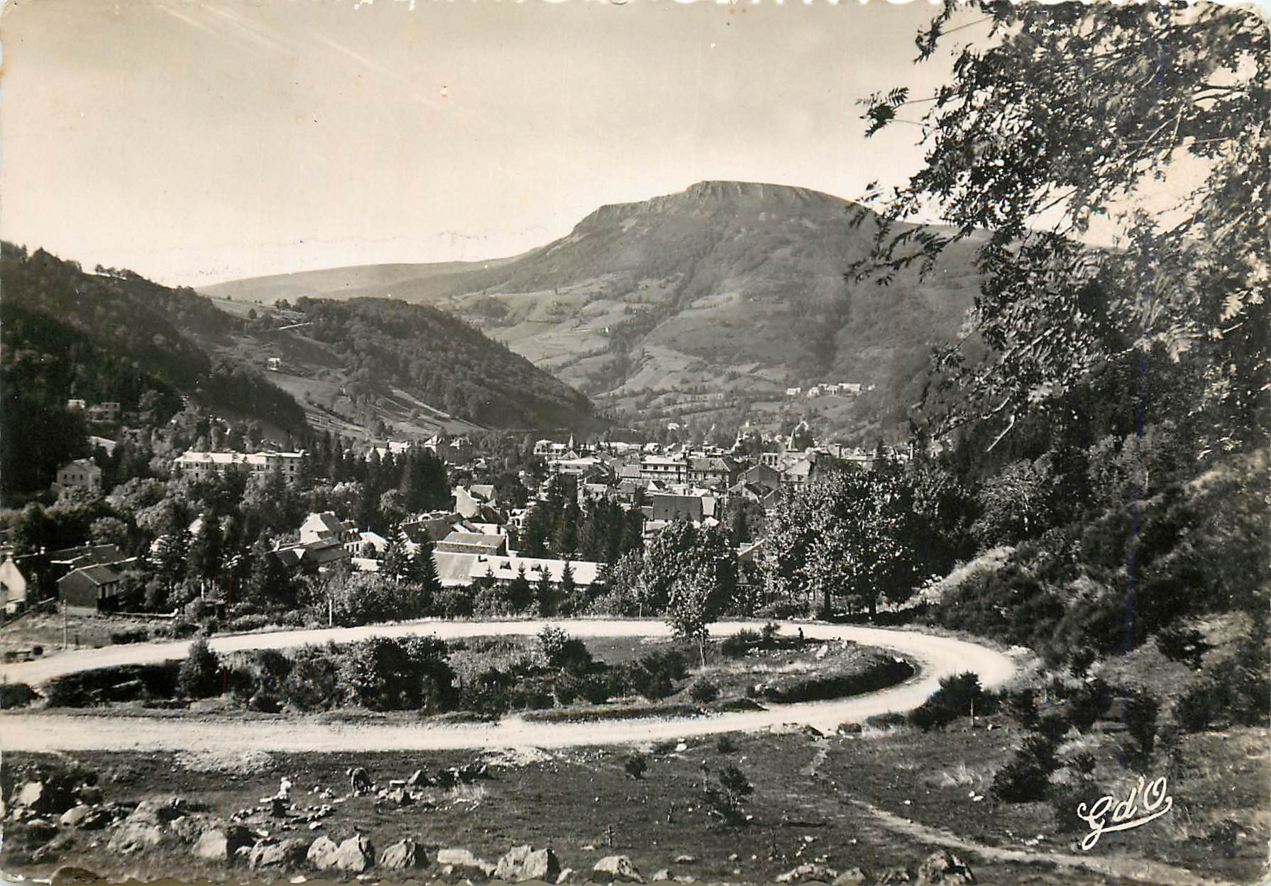 CPA Le Mont Dore Lacets de la Route 