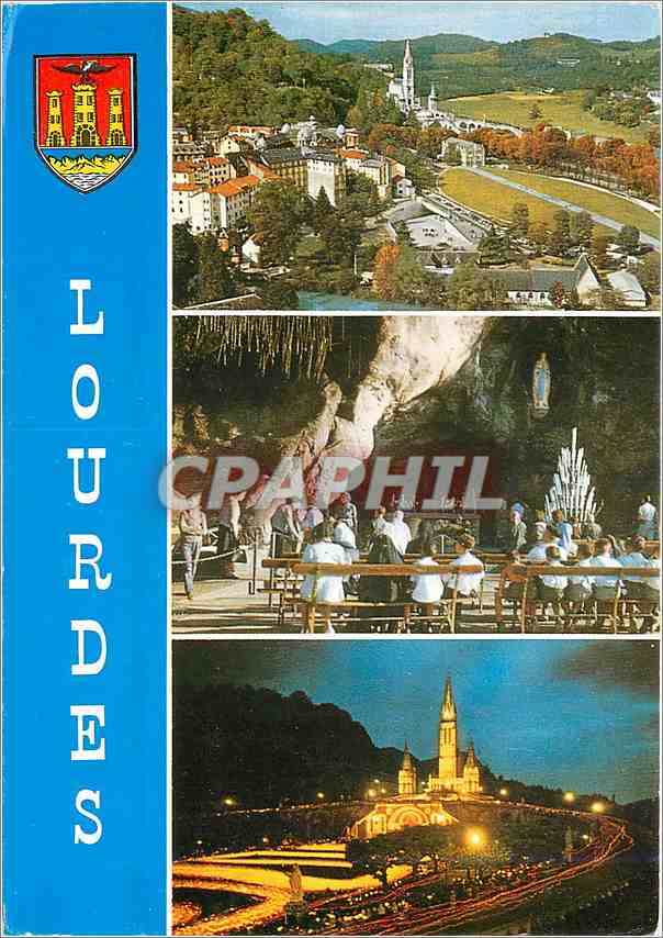 CPM Lourdes Hautes Pyrenees Vue generale La Grotte Basilique illuminee et Procession aux flambeaux 