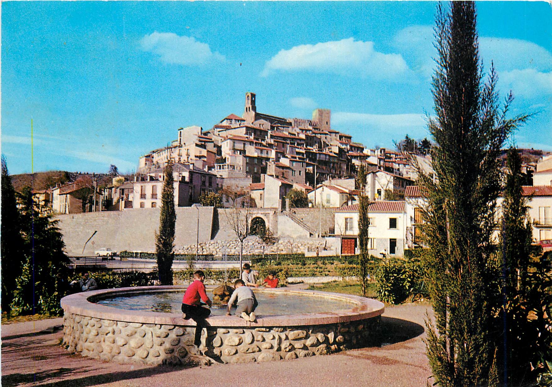 CPM Roussillon Vernet les Bains La Bassin le Vieux Village 