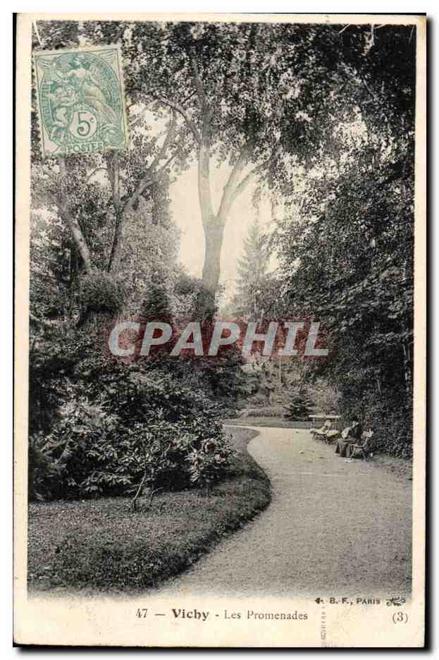 Vichy- Les Promenades -CPA