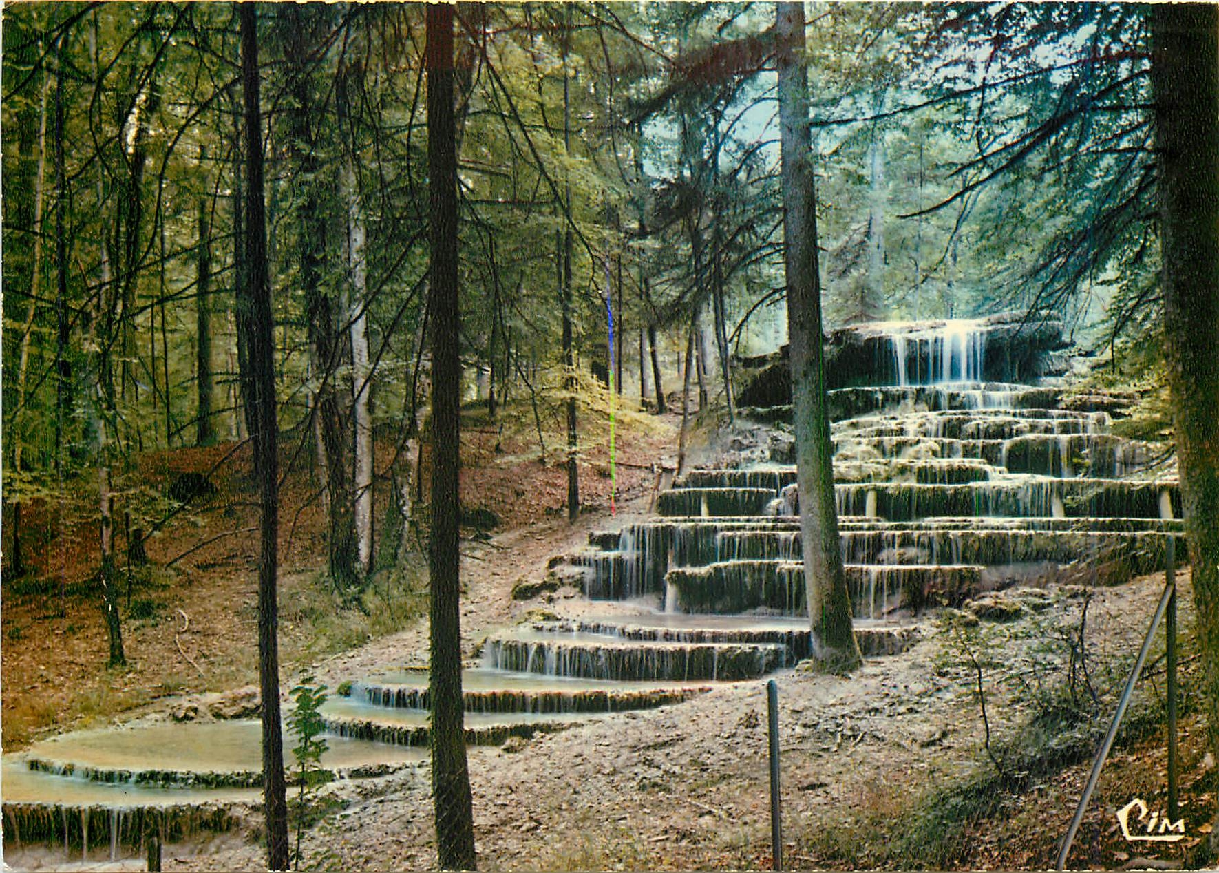 CPM Environs de Chatillon sur Seine C d'Or Cascade Petrifiante d'Etuf 