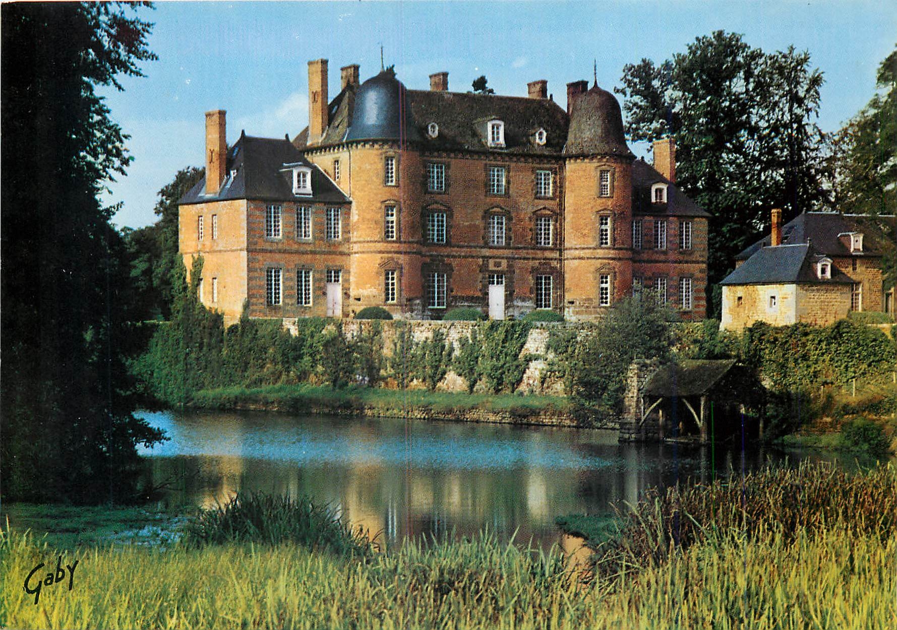 CPM Bagnoles de l'Orne Chateau de Couterne 