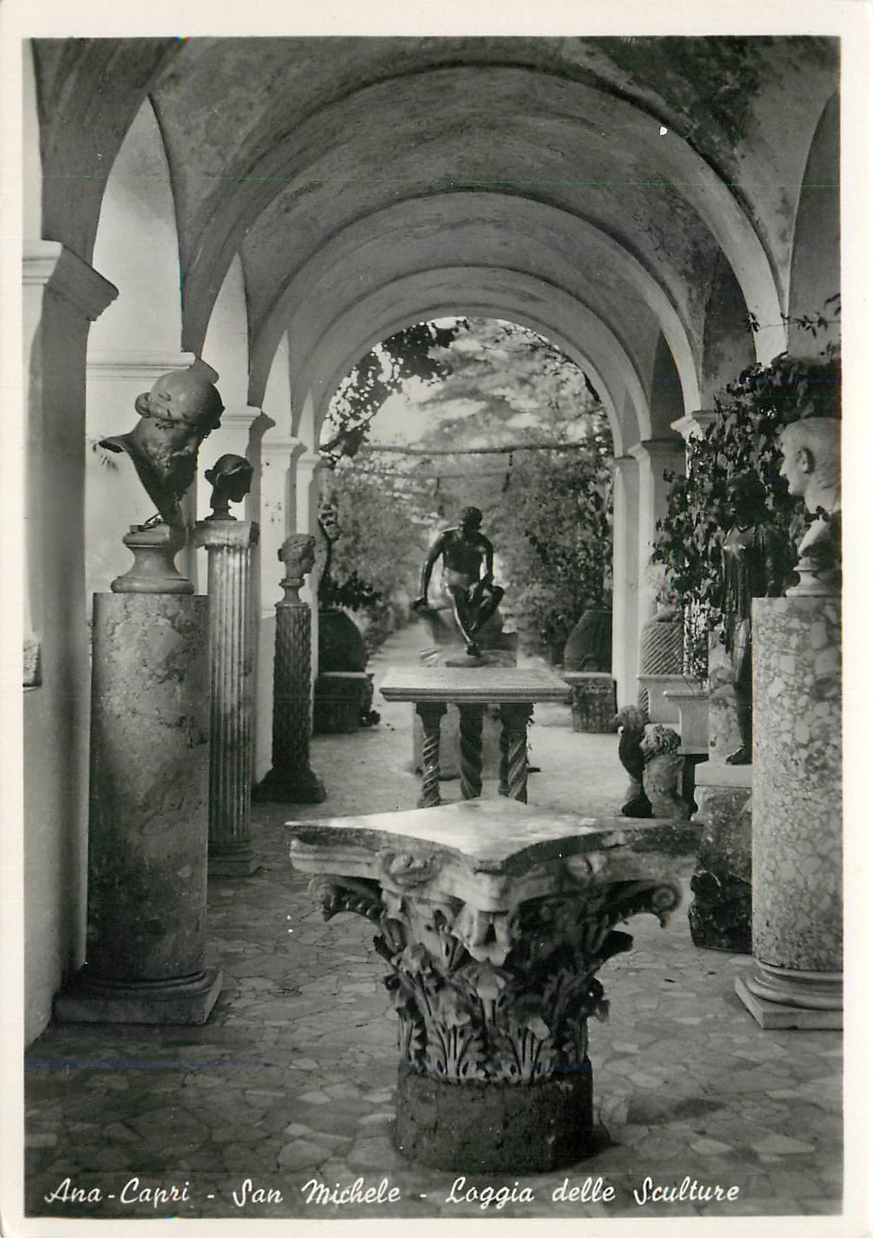 CPM Ana Capri San Michele Loggia delle Sculpture 