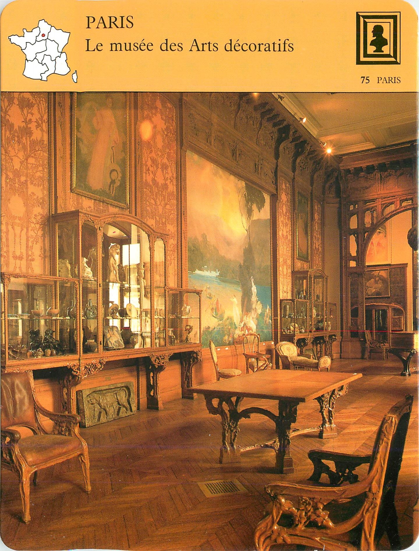 Fiche illustree Paris Le musee des Arts decoratifs 