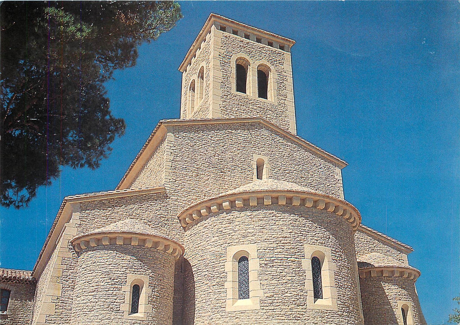 CPM Abbaye Saine Madeleine Le Barroux Sur les remparts Jerusalem 