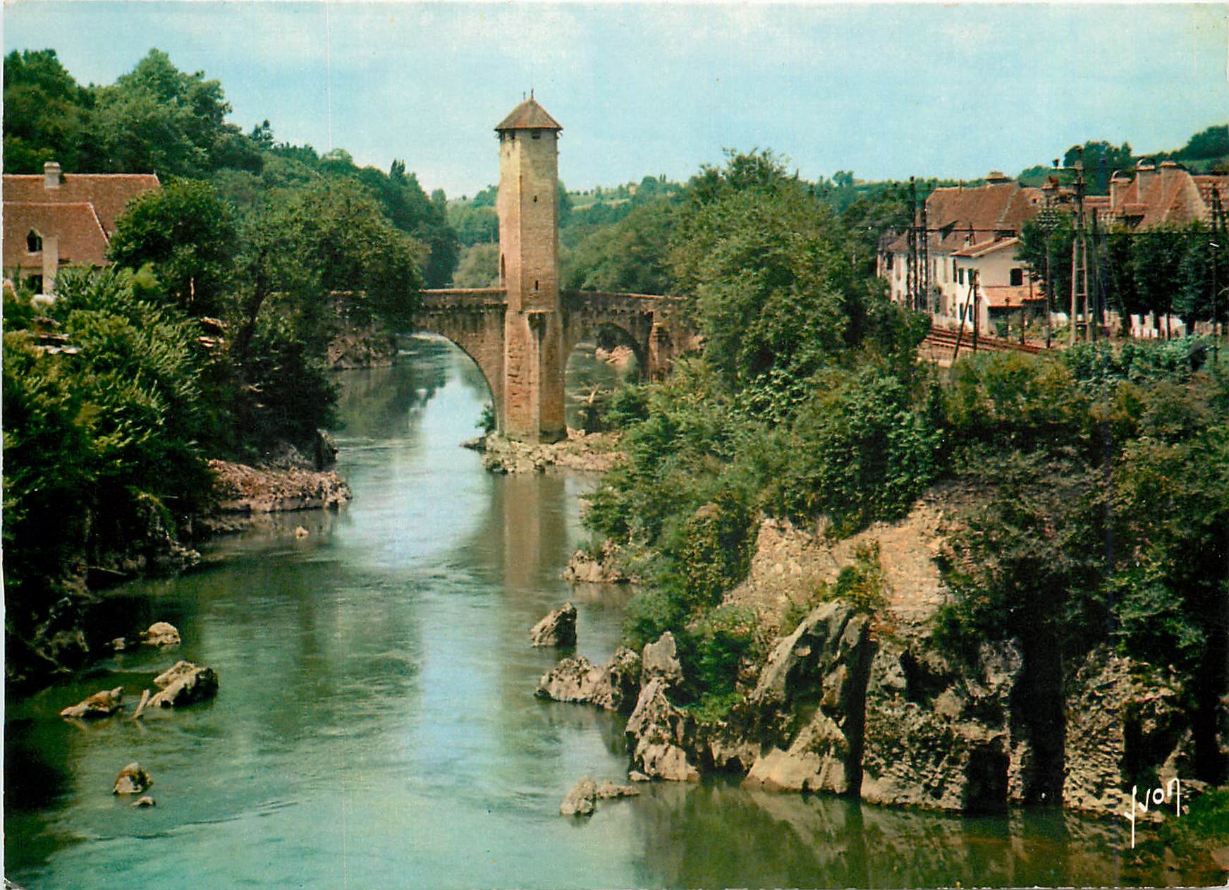 Orthez — Der alte Brücke (13. Jh.) über den Gave de Pau — Éditions Art Vivon
