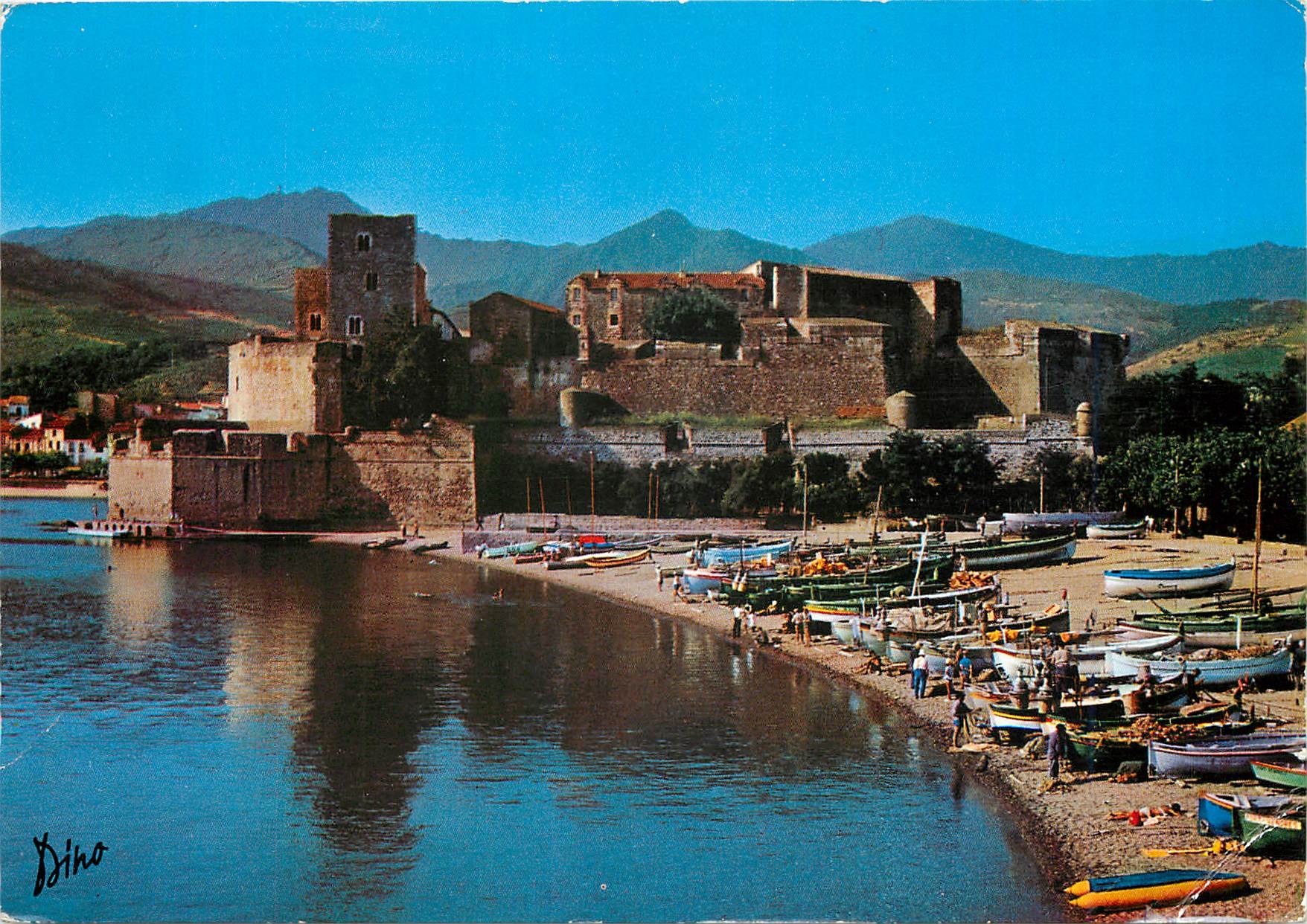 CPM Pyrenees Orientales Collioure le celebre port Catalan Vue sur le Chateau 