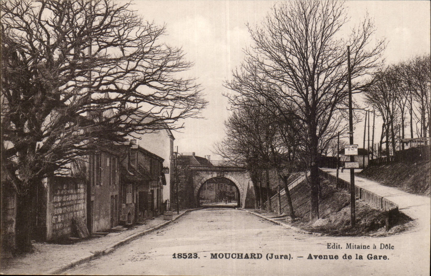 Mouchard (Jura) — Avenue de la Gare — Edit. Mitaine à Dôle, n° 18523