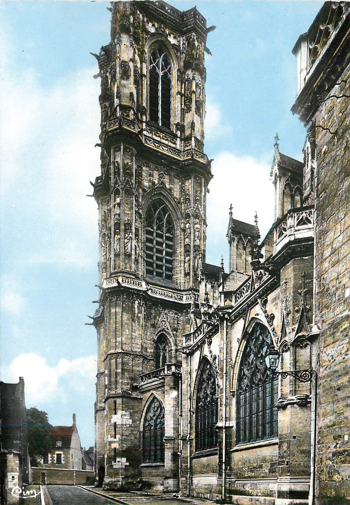 CPM Nevers (Nievre) La Tour de la Cathedrale St Cyr