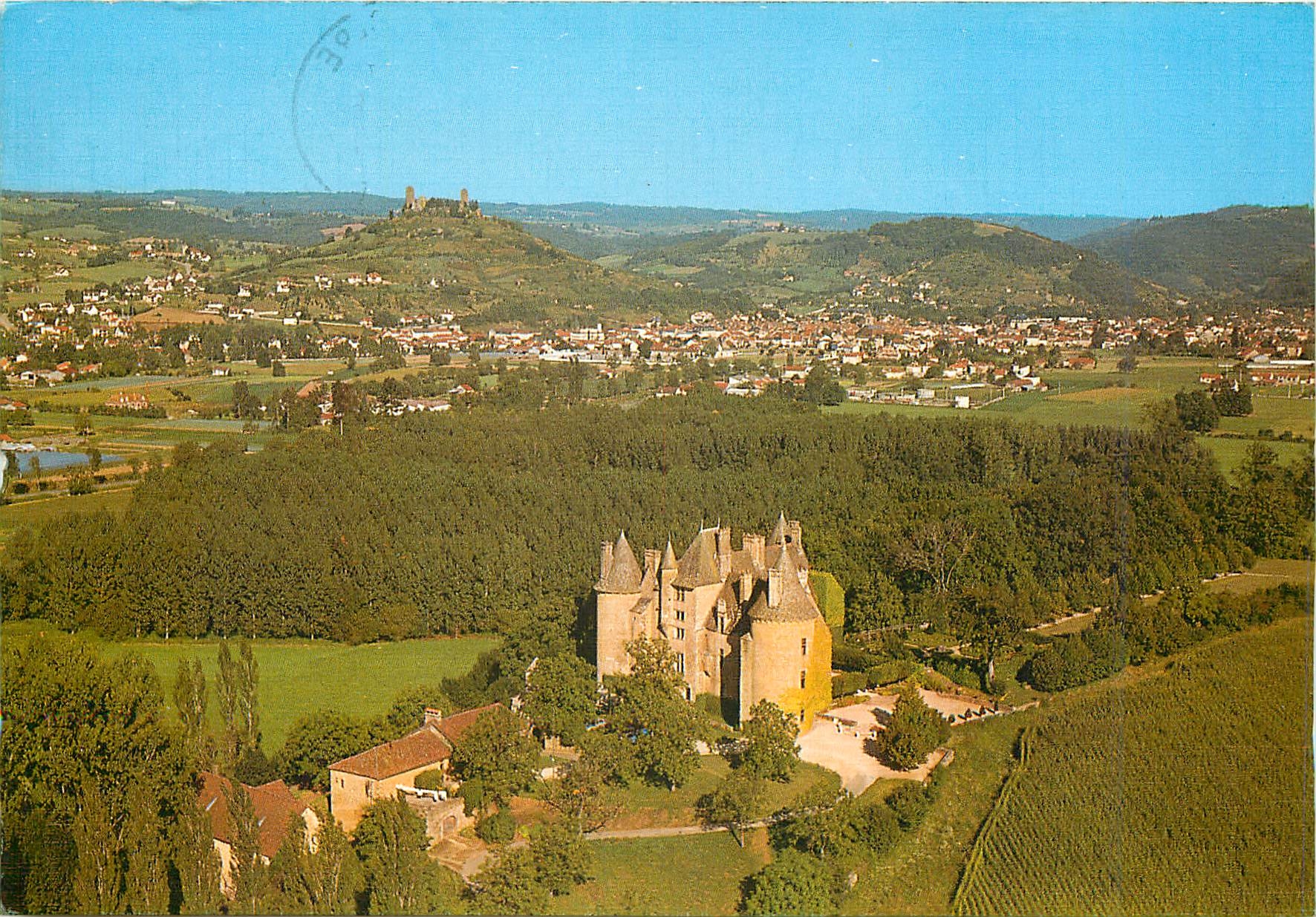 CPM Terre des Merveilles Cere dominee par les tours de St Laurent Le chateau de Montal (XIVe s)