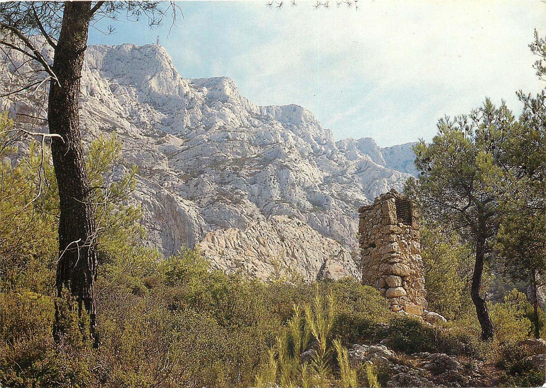 CPM Reflets de Provence Aix en Provence (B du R) Un oratoire au pied de Ste Victoire