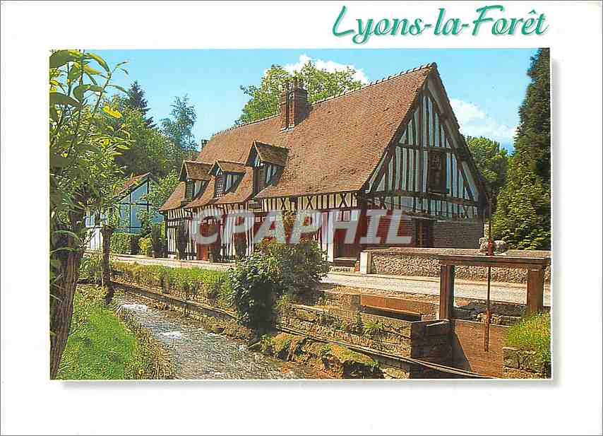 CPM Lyons la Foret La rue des troie Moulins