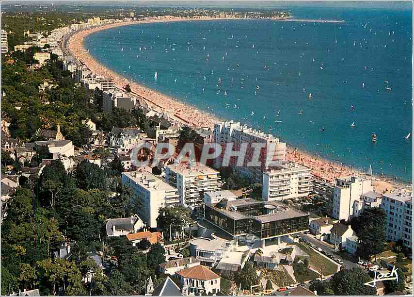 CPM Couleurs de Bretagne La cote d'Amour La Baule la plus belle plage d'Europe