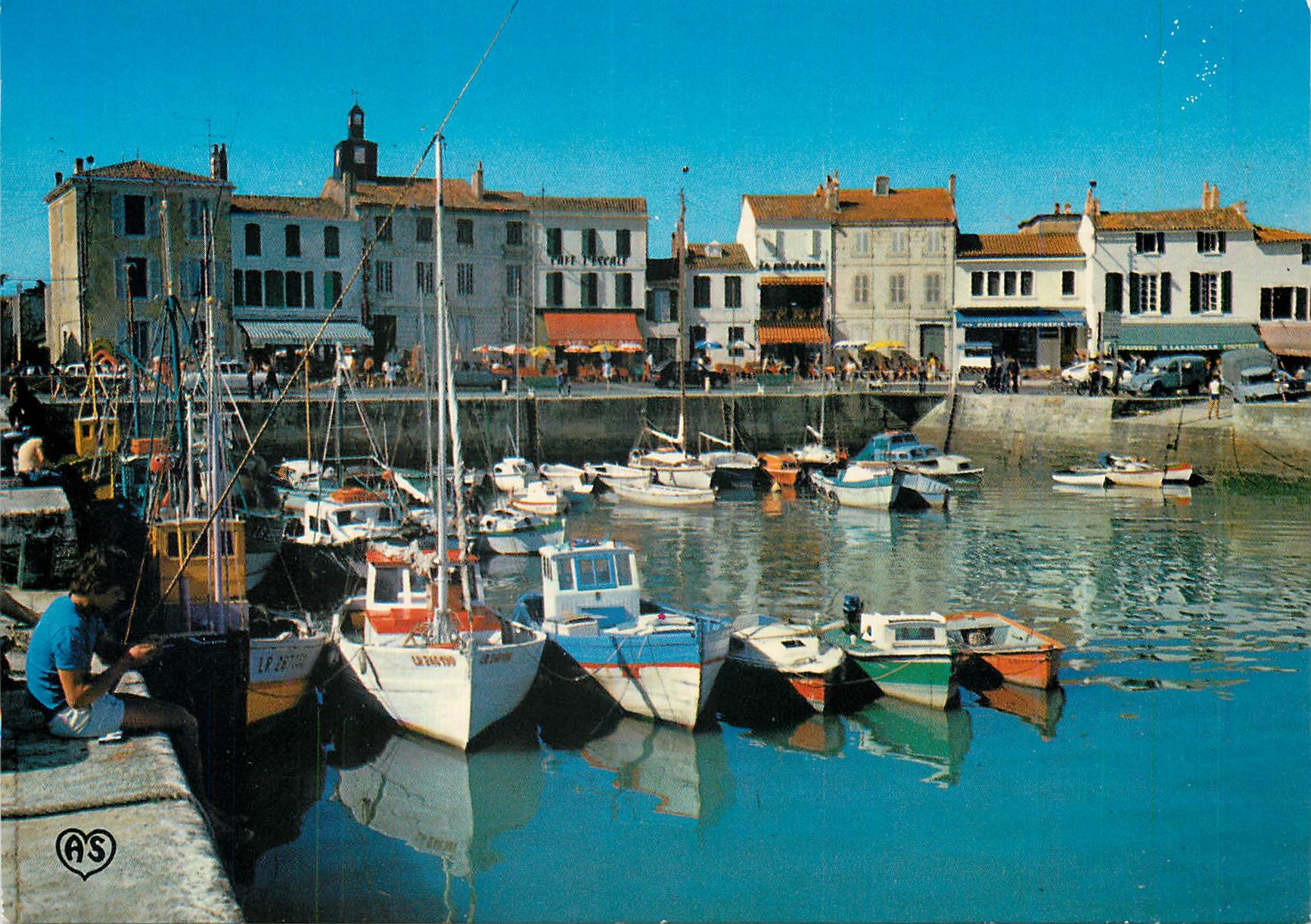 CPM Ile de Re (Chte Mme) La Flotte Le Port