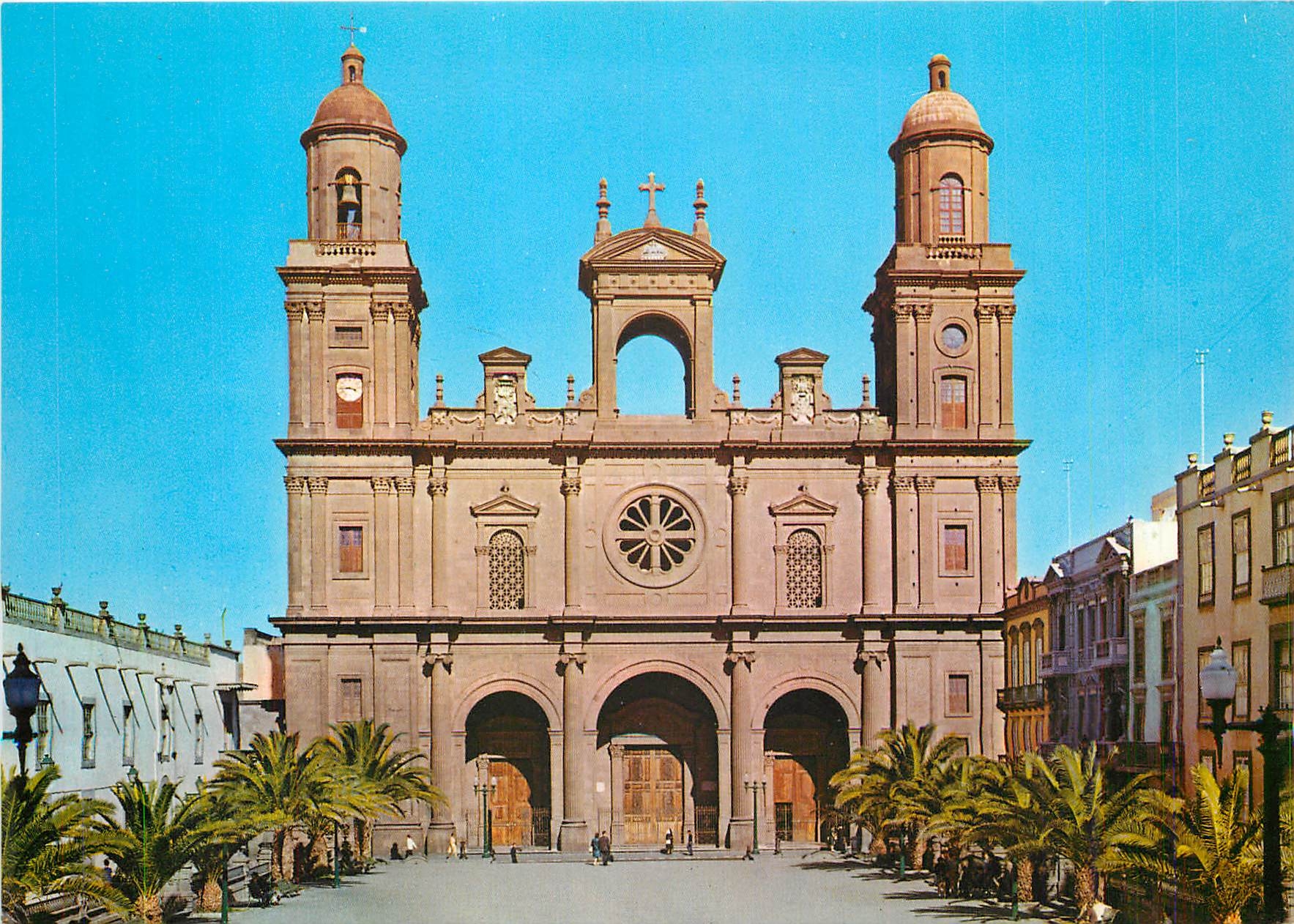 CPM Las Palmas de Gran Canaria La Cathedrale et Place Sainte Anne