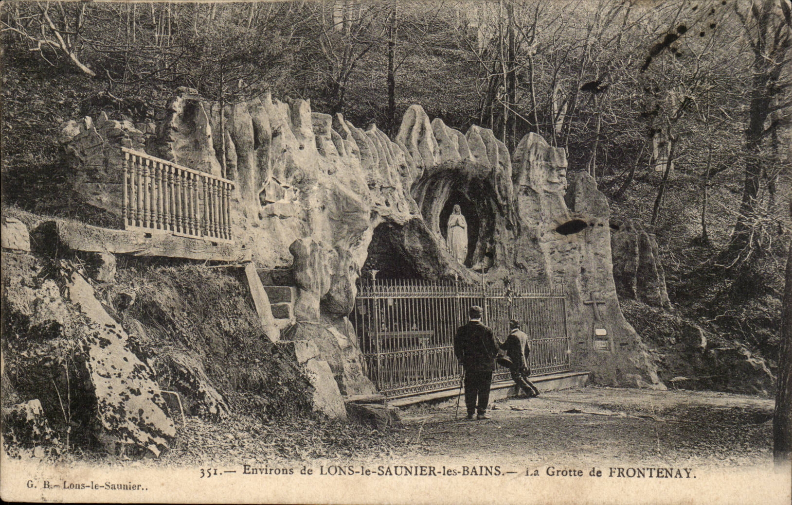 Grotte van Frontenay — Omgeving van Lons-le-Saunier — G. B. Lons-le-Saunier, n° 351