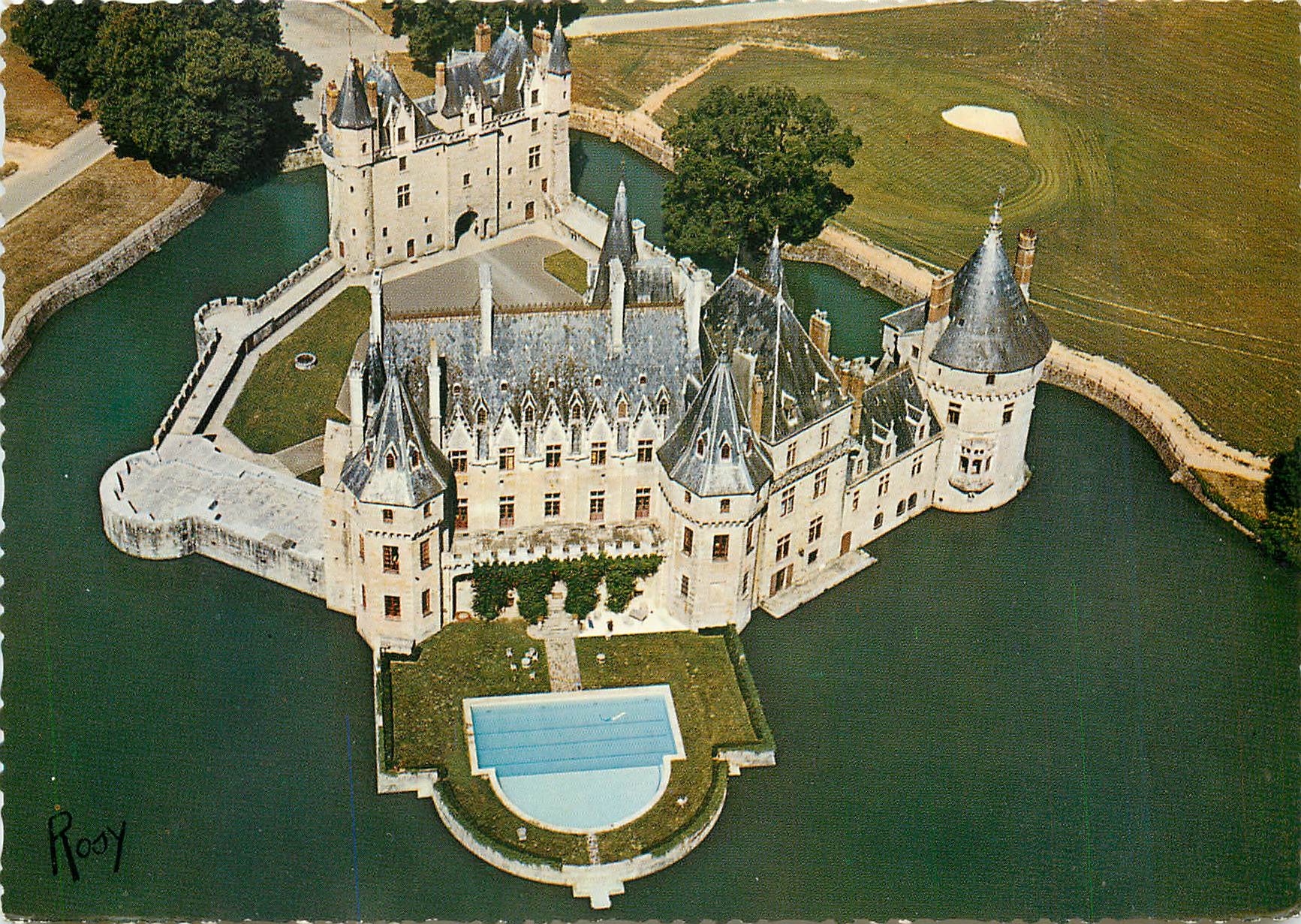 CPM Missillac vue aerienne sur le chateau de la Bretesche