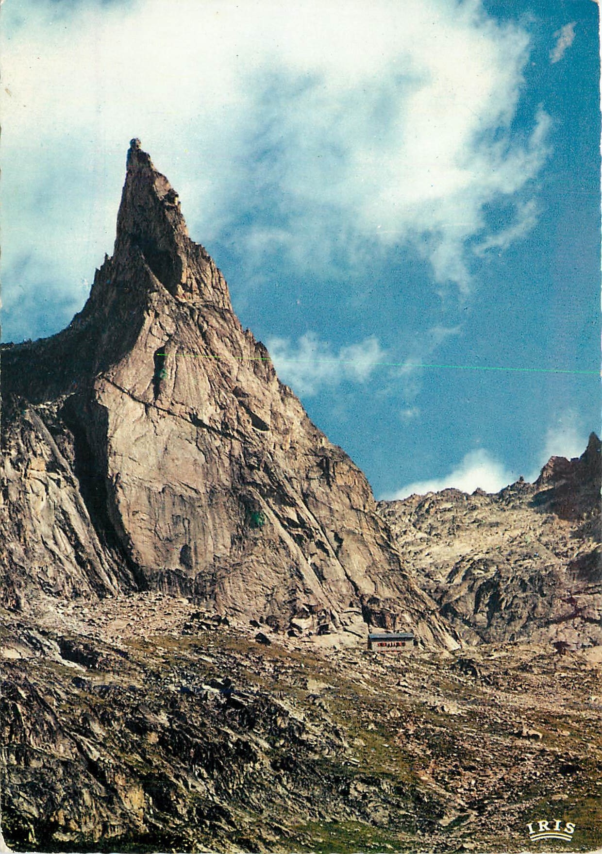 CPM Oisans La Dibona (3130 m) et le refuge du Soreiller (2720 m)