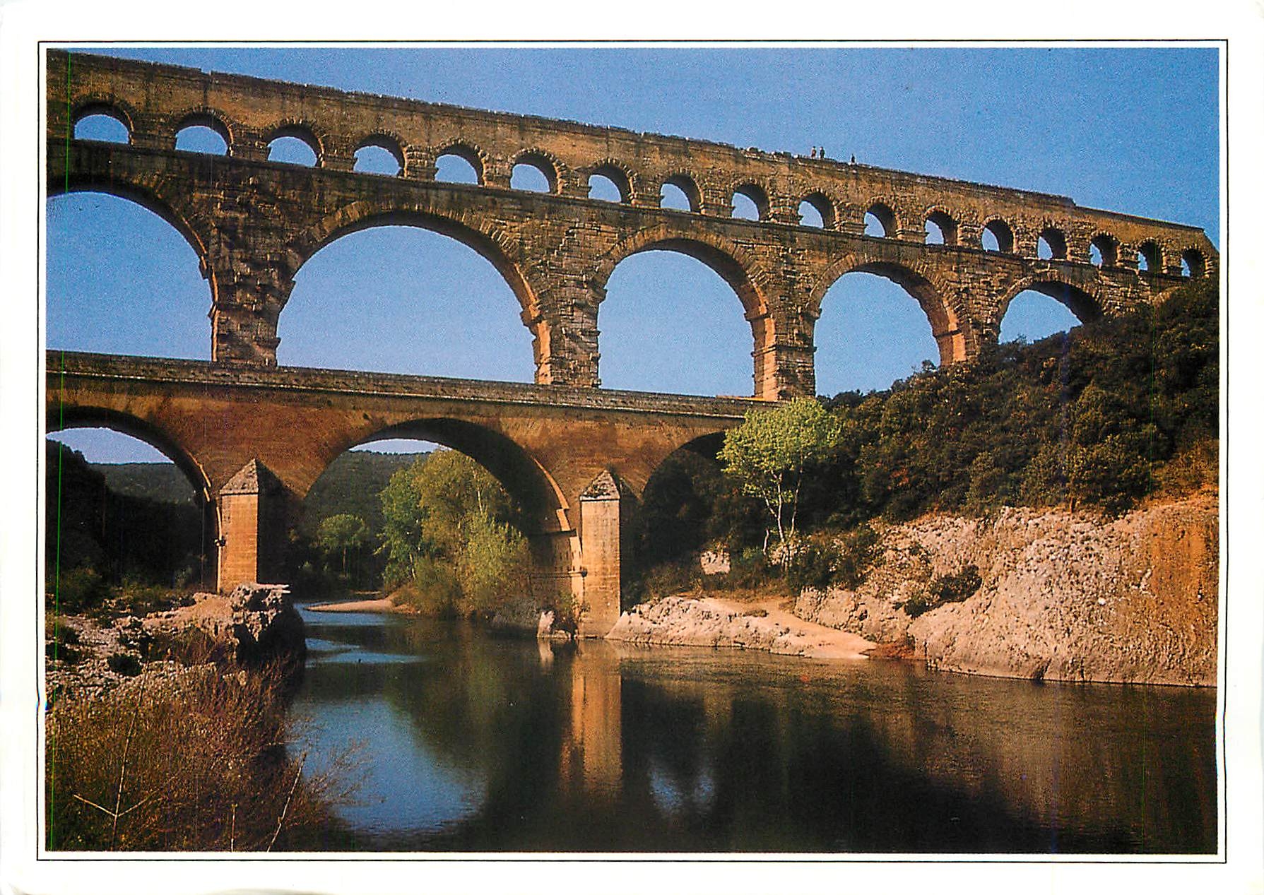 CPM Le Pont du Gard Aqueduc roman construit vrs l'an 19 av J C