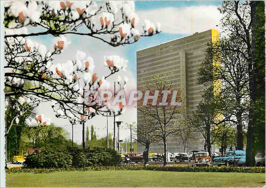 CPM Dusseldorf Phoenix Rheinroht Hochhaus