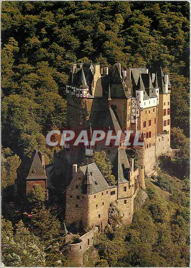 CPM Burg le chateau d'Eltz