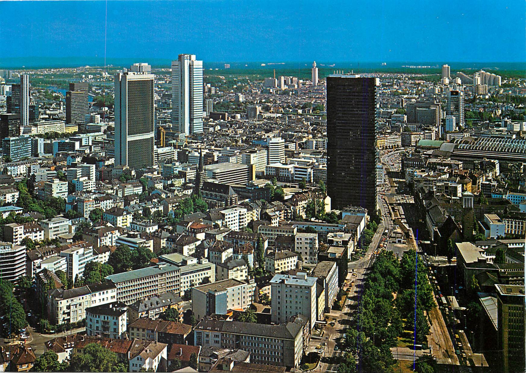 CPM Frankfurt am Main Panorama mit Hauptbahnhof und Henninger Turm