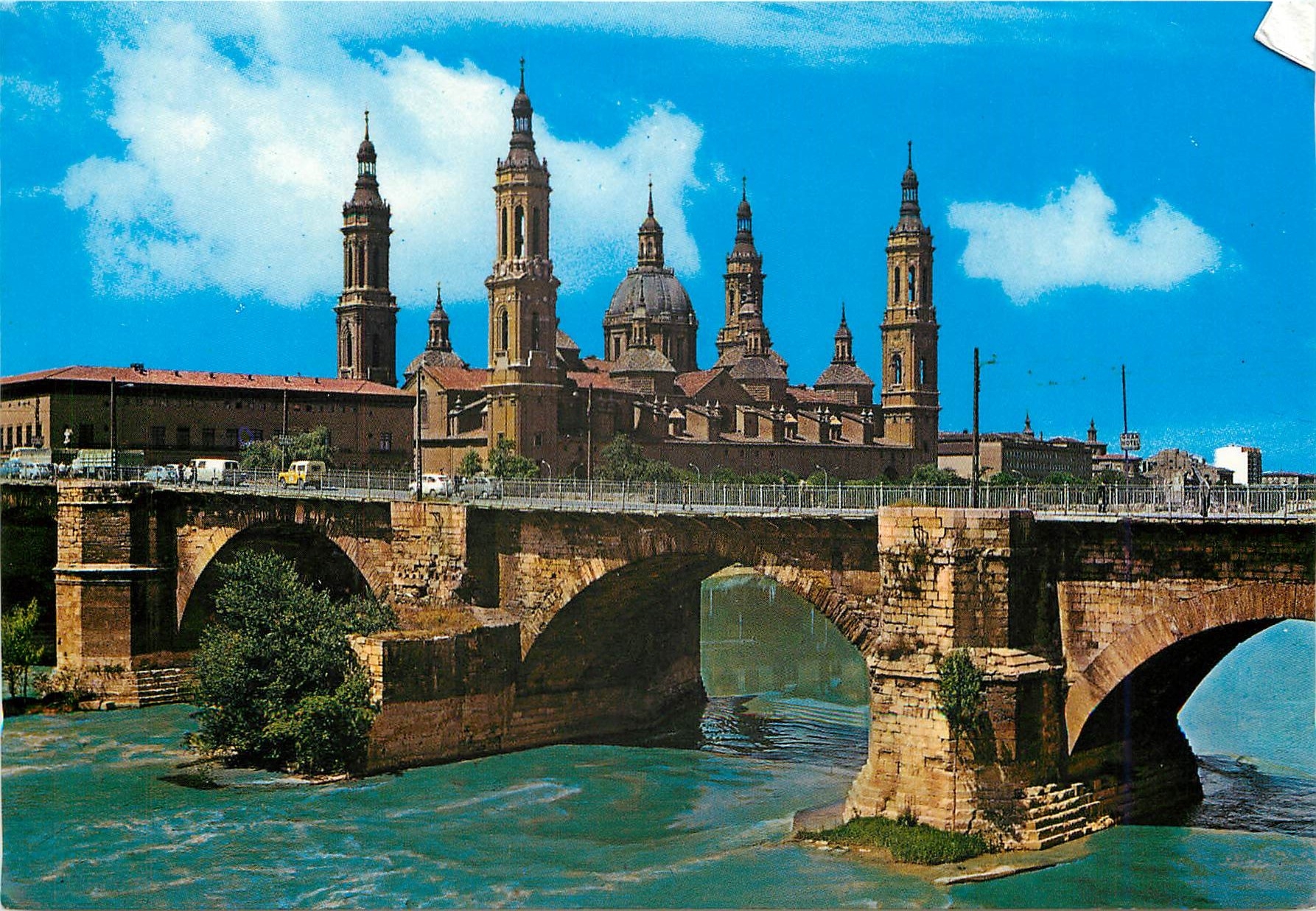 CPM Zaragoza Puente de Pjedra sobre et Ebro Stone crossing river Ebro