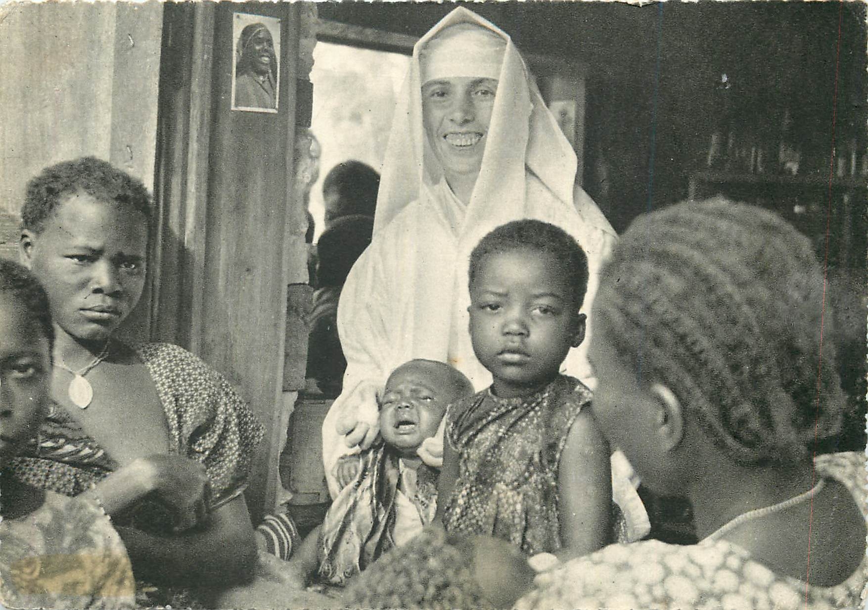 CPM Mssion de Kahemba (Congo Belge) Au dispensaire de la 