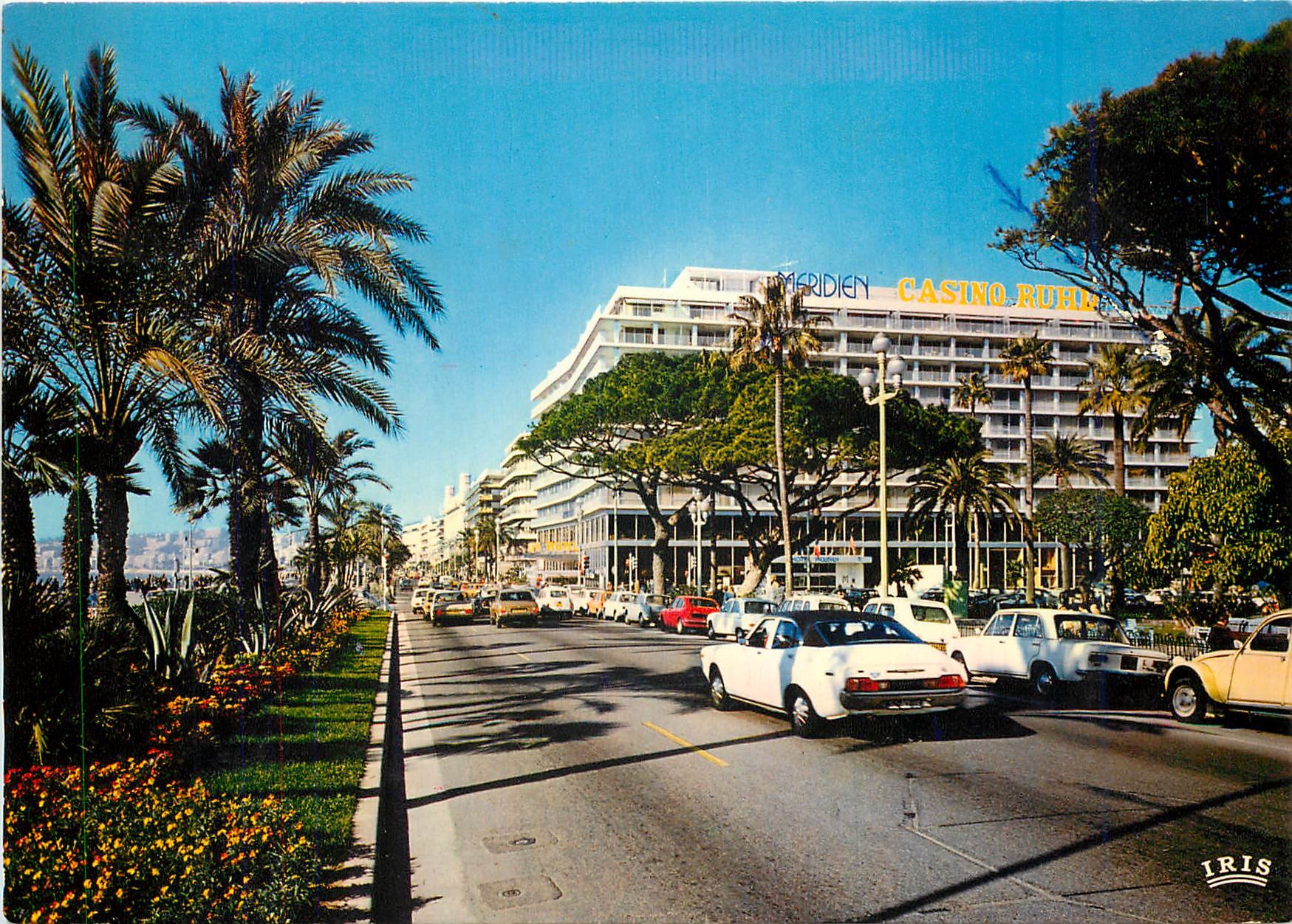CPM Nice (A Mmes) Promenade des Anglais au premier plan l'Hotel Meridien