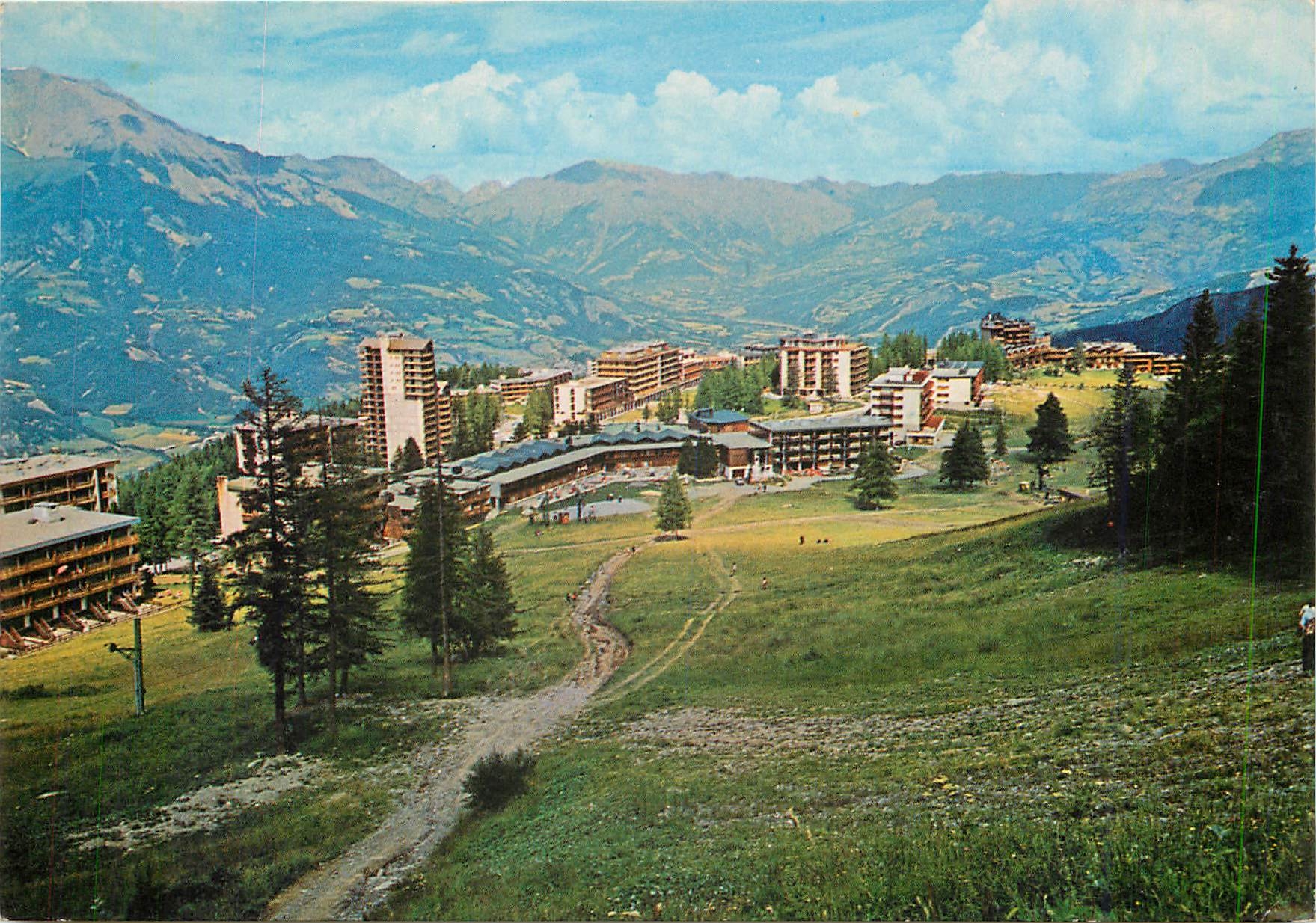 CPM Les Alpes de Haute Provence Pra Loup (alt 1600 2600 m) vue d'ensemble