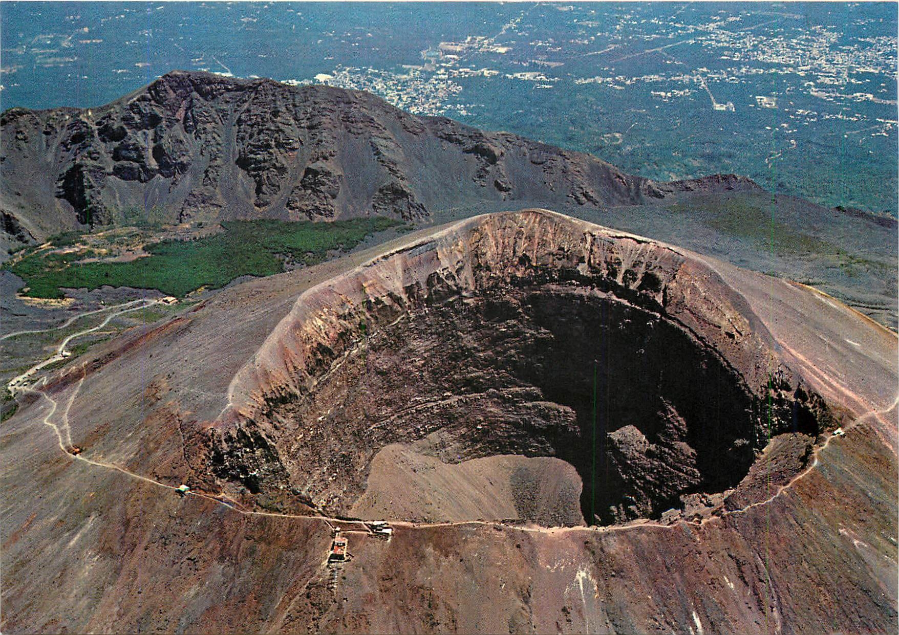 CPM Napoli Vesuvio Vue aerienne