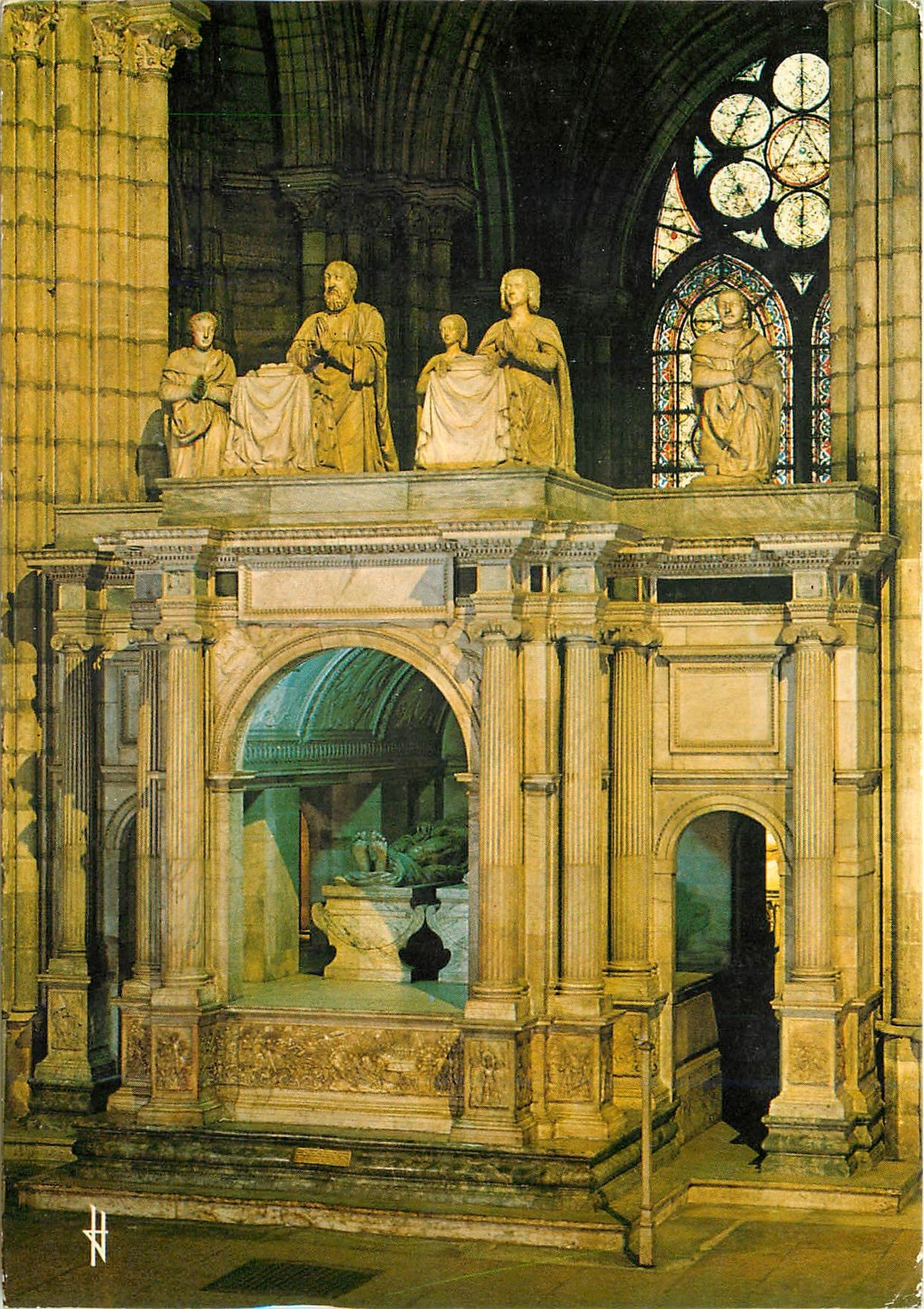 CPM Saint Denis Basilique Cathedrale Saint Denis Tombeau de Francois 1er et de Claude de France par 