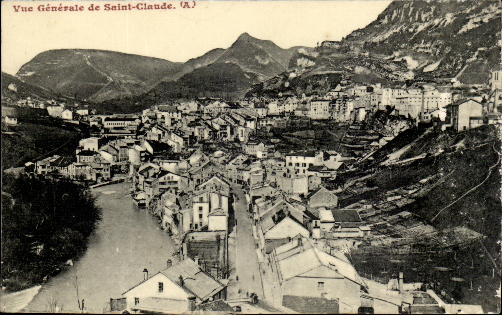 Vue Générale de Saint-Claude — éditeur Tourisme, Haut-Jura, n° de série A