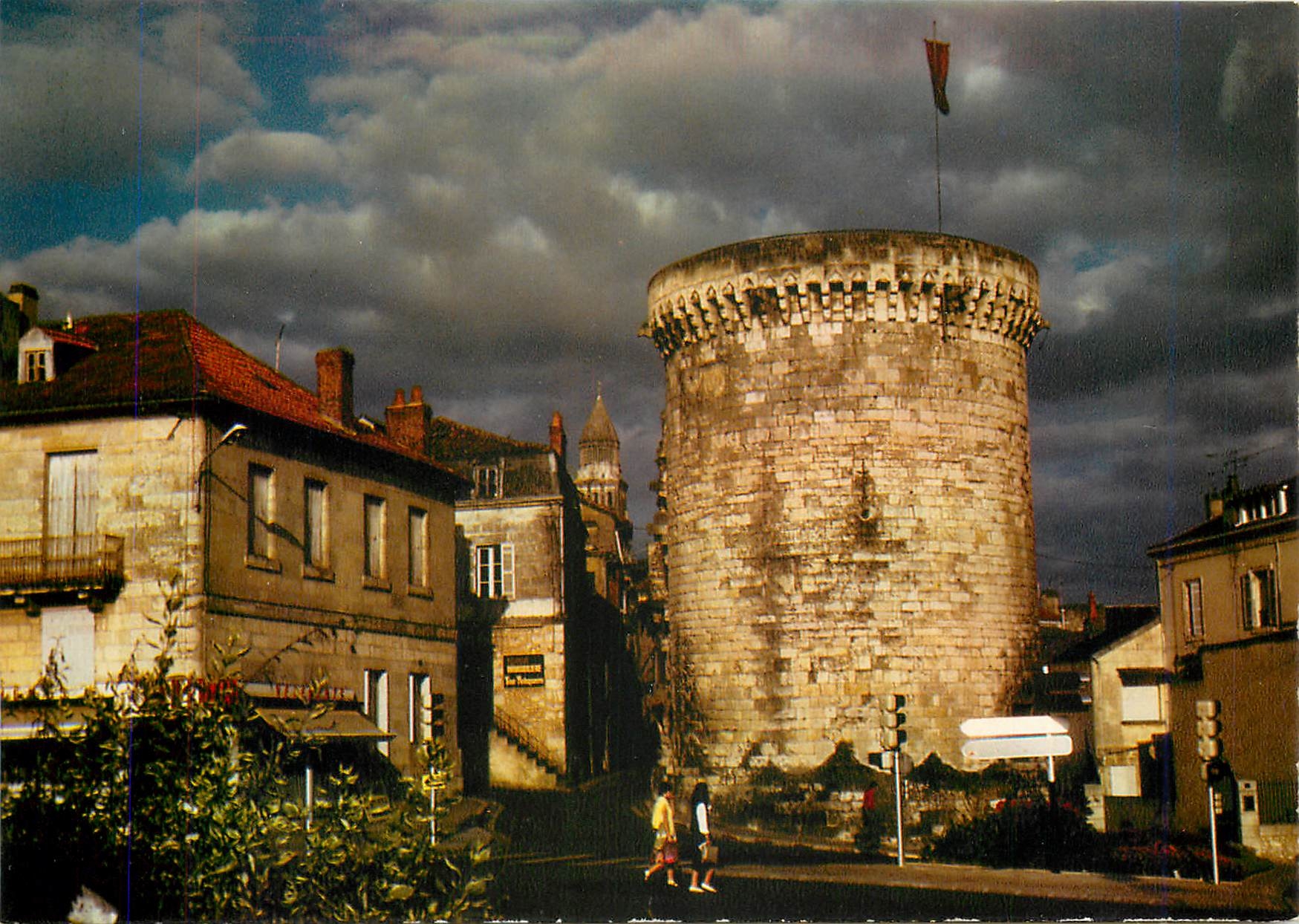 CPM Capitale du Perigord Perigueux Dordogne La tour de Mataguerre reconstruite au XV 