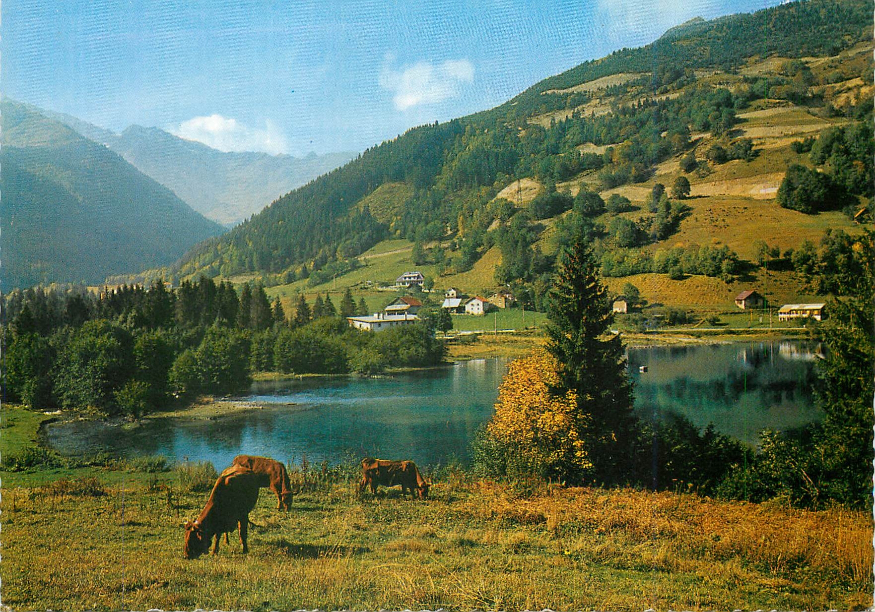 Lac de l'Allevard — paysage alpin avec vaches — Éditions ITALEDOR