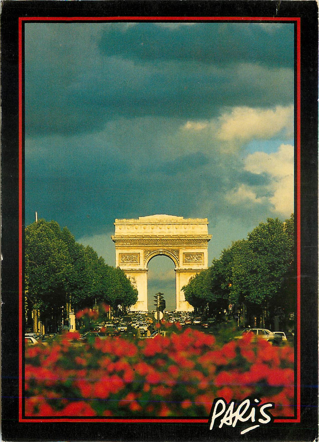 CPM Arc de Triomphe Avenue de la Grande Armee 