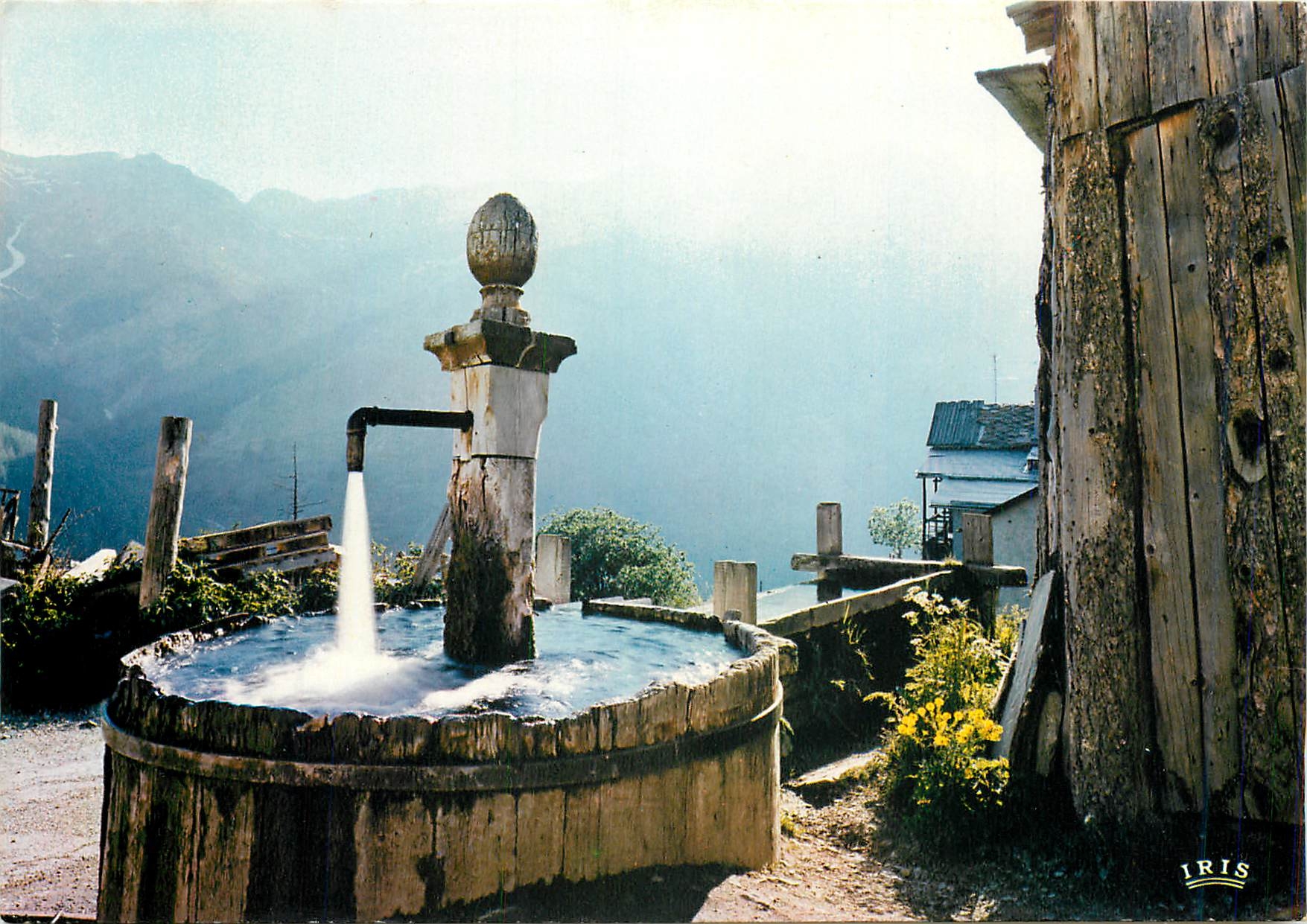 Saint-Veran (Hautes-Alpes) — Village le plus haut d'Europe — éditeur IRIS, n° de série 050376