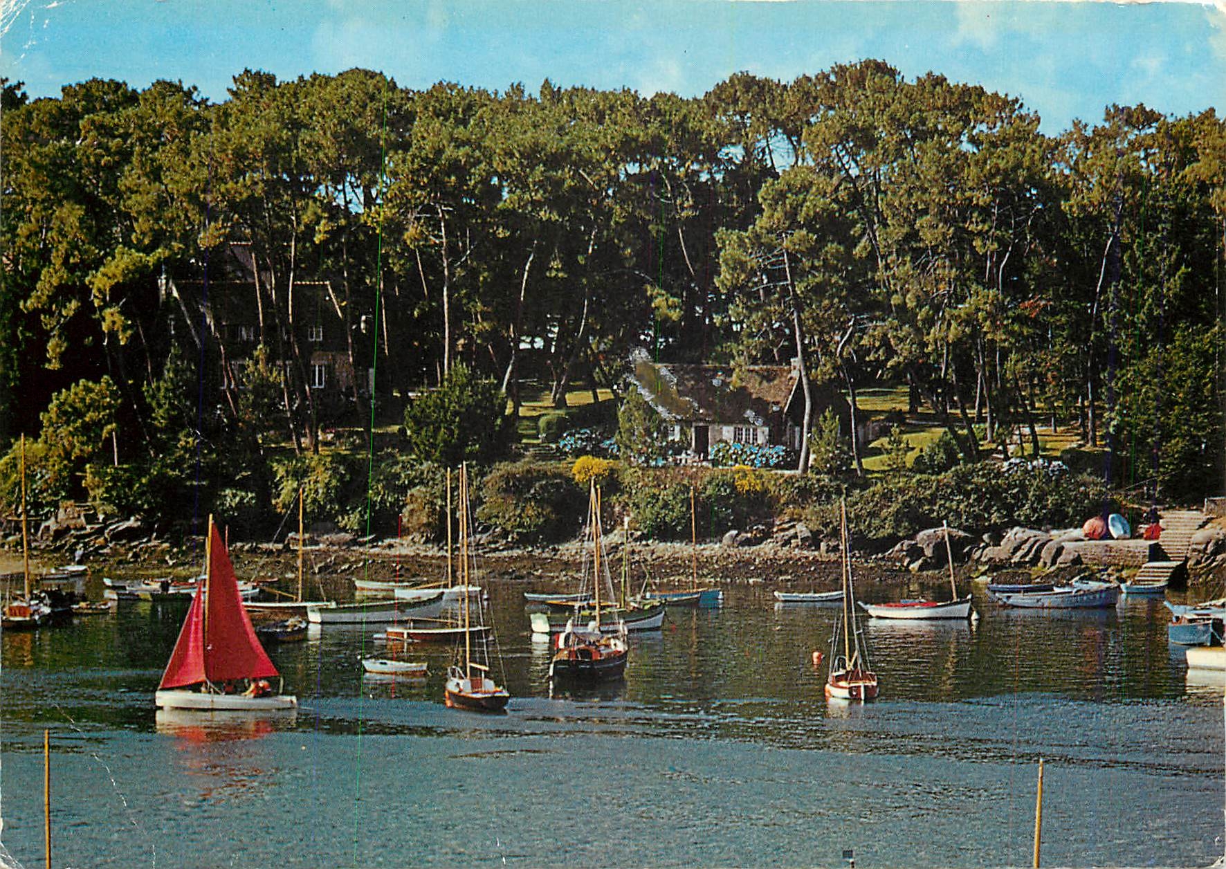 CPM La Bretagne Pittoresque La Maison du Pecheur 