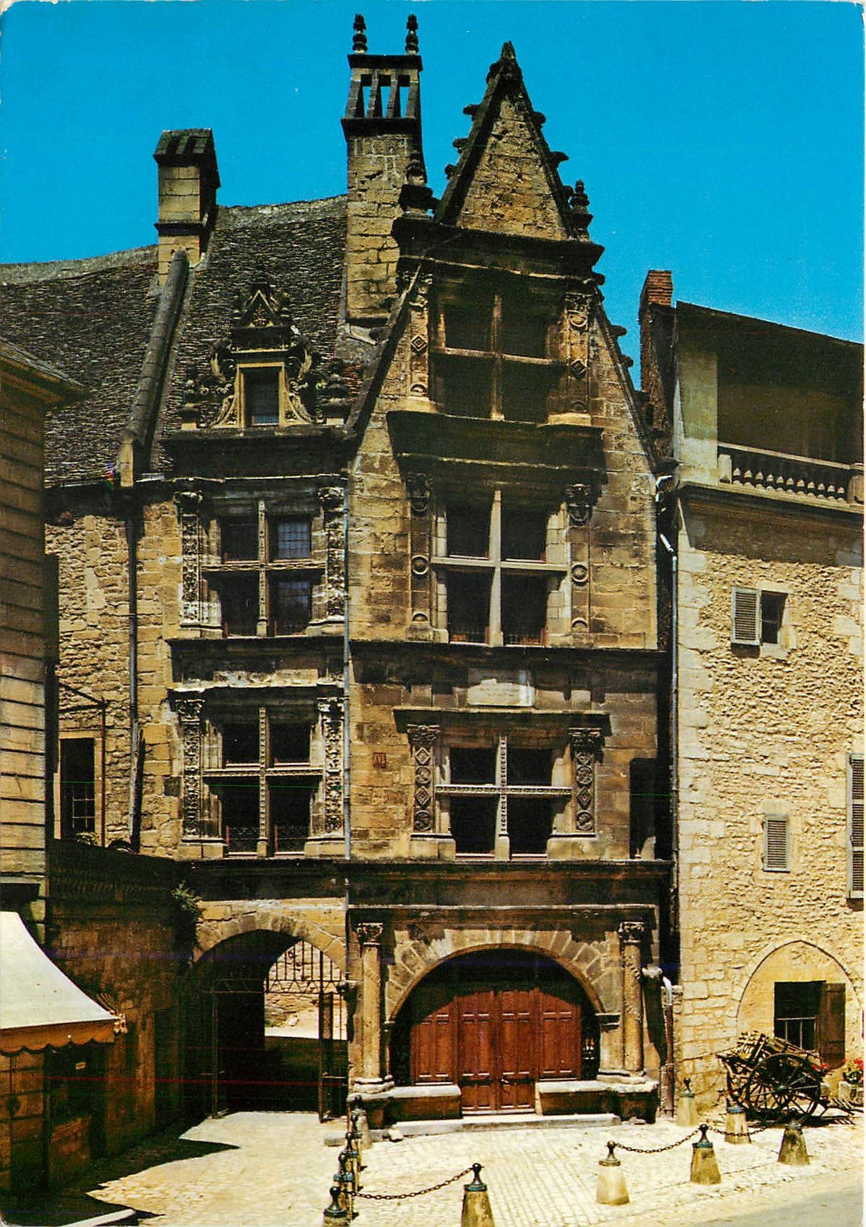 Sarlat (24 Dordogne) — Maison de la Cité du XVIe siècle — Édition RENÉ ASSAC, S.-L'ISLE (Dordogne)
