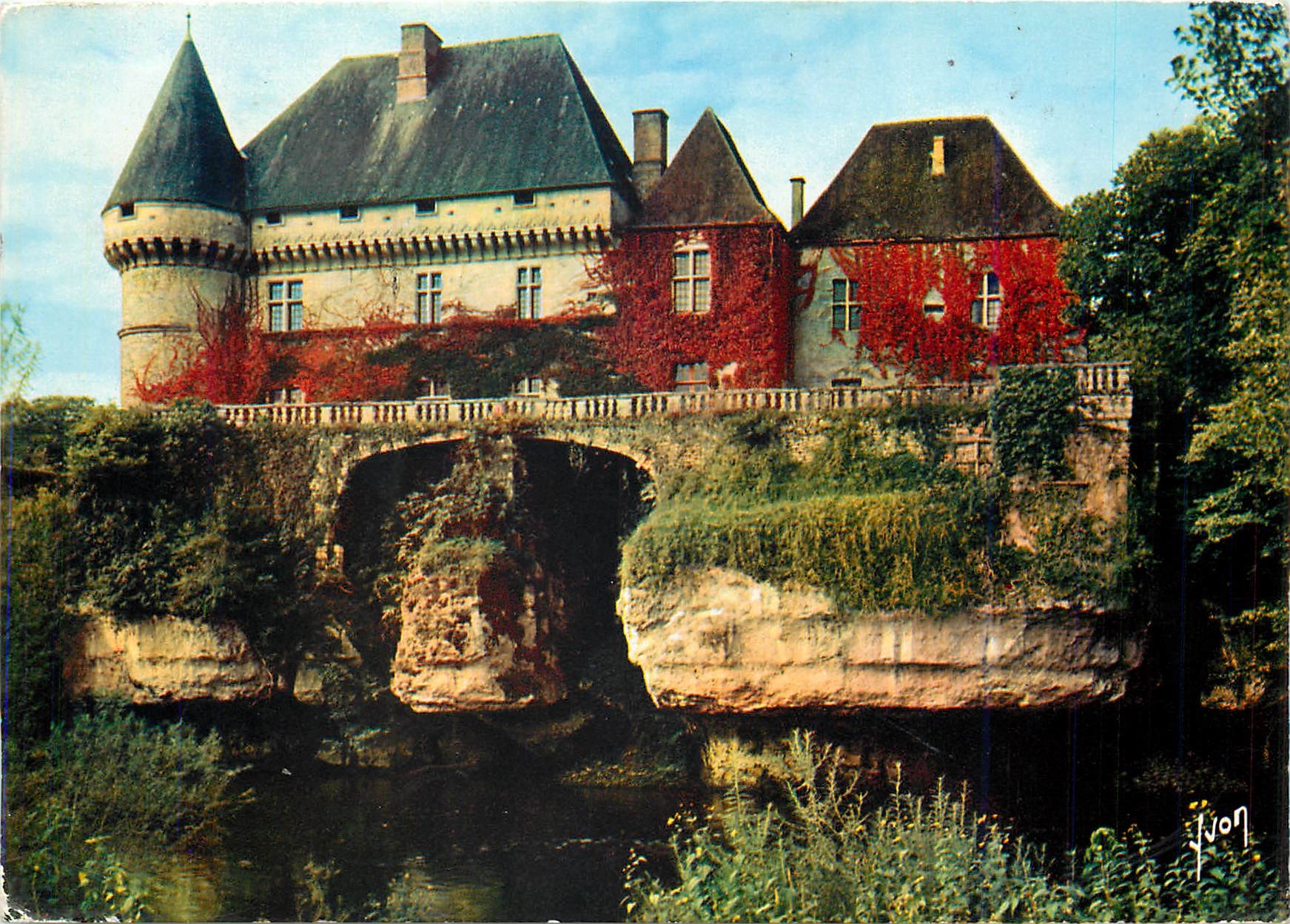 CPM Thonac Dordogne Chateau de Losse 