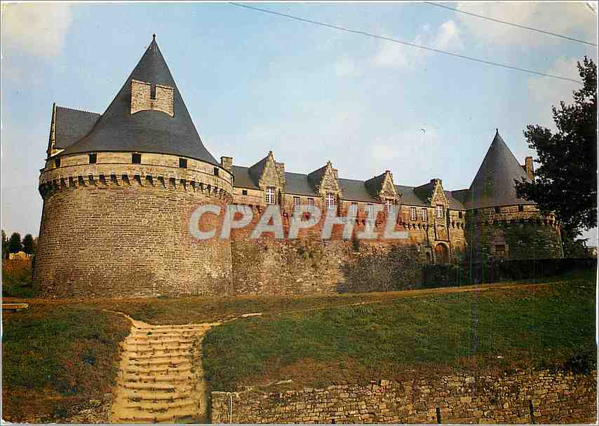 CPM Pontivy La facade principale du Chateau bati par Jean II de Rohan en 1485 