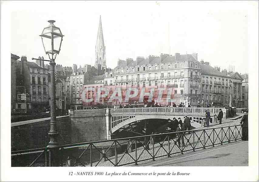 CPM Nantes La Place du Commerce et le pont de la Bourse 