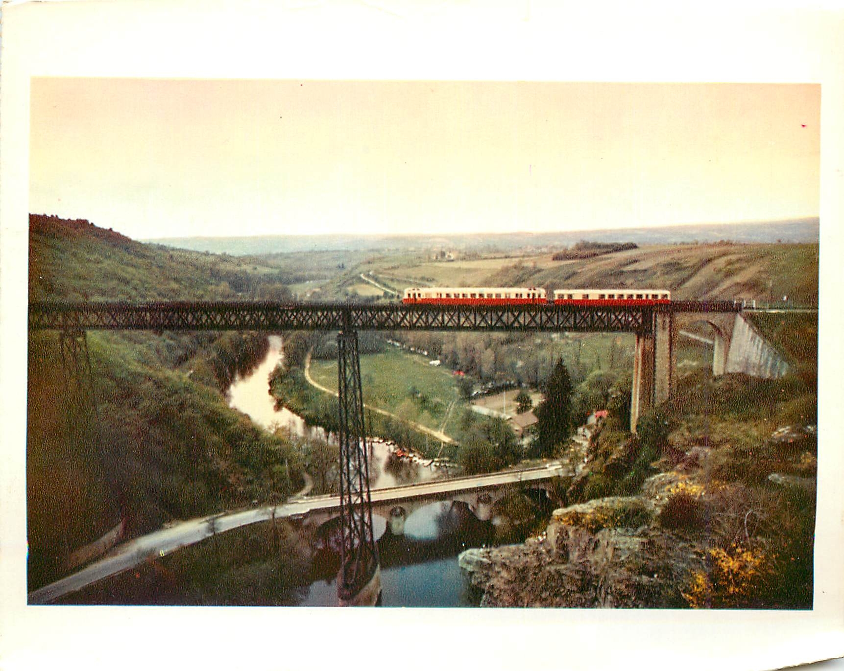 CPM Le Viaduc des Fades 